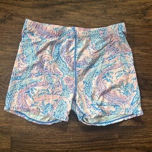 Lilly Pulitzer Luxletic Biker Short Alligator Print